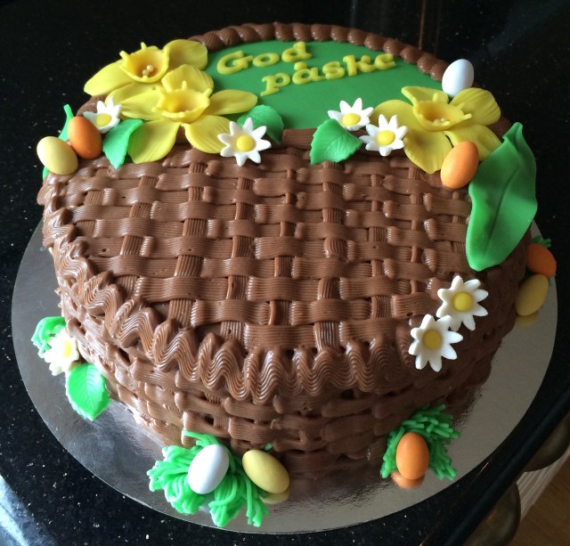 Cafe Sting sjokoladekake i påskeprakt Stines kaker